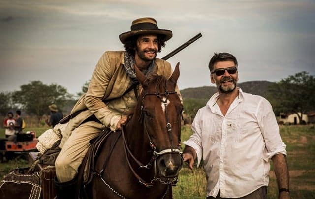 Autor e diretor de "Velho Chico" se desentendem, clima pesa nos bastidores e gravações ficam atrasadas
