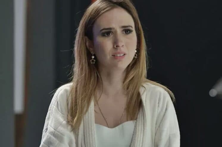 Tatá Werneck se recusa a gravar cena e recebe ajuda de colega