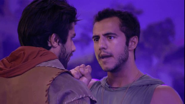 "BBB16": Matheus fala de Ana Paula com Renan: "Tentando manipular"