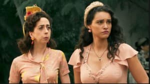 Falha Nossa! Globo se descuida e personagem muda de adereço