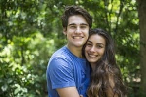Rodrigo ( Nicolas Prattes) e Luciana ( Marina Moschen) (Foto: Globo/Renato Rocha Miranda)