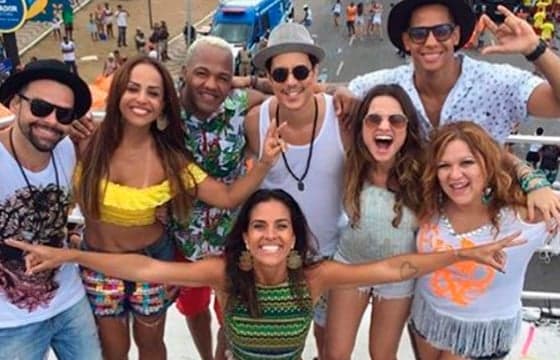 Ivete Sangalo explica ausência no Arrastão: "Acordei com dores"