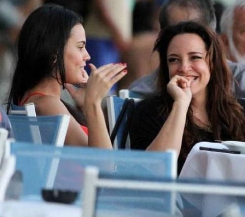 Letícia Lima assume namoro com Ana Carolina: "Minha primeira mulher"