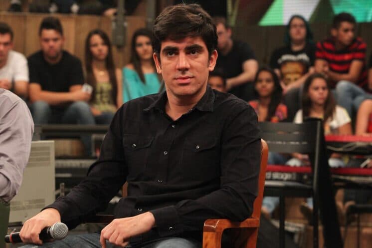 Marcelo Adnet nega que fim do "Programa do Jô" seja por causa de seu novo talk show