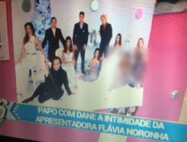 RedeTv! "borra" imagem pra não identificar ex-funcionária na "lista negra" da emissora