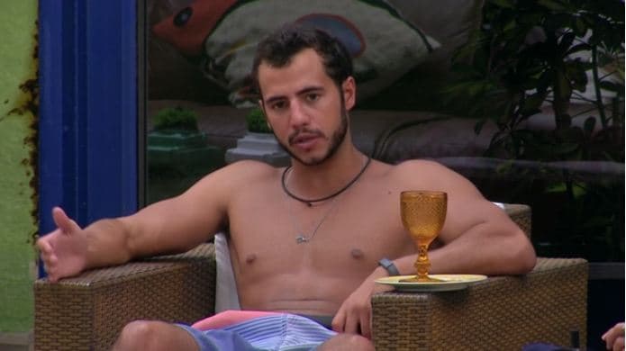 "BBB 16": Matheus critica jeito de Ana Paula, mas Geralda defende a sister