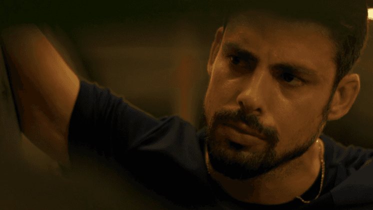 Globo comete outro erro de continuidade em sequência de perseguição em "A Regra do Jogo"
