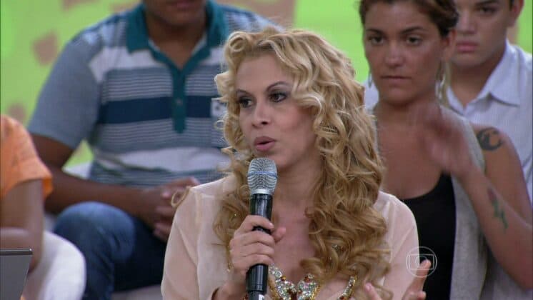Joelma lança carreira solo em programa da Globo e faz revelações