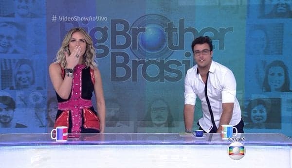Vídeo da Hora: Apresentadora do "Vídeo Show" fala palavrão ao vivo
