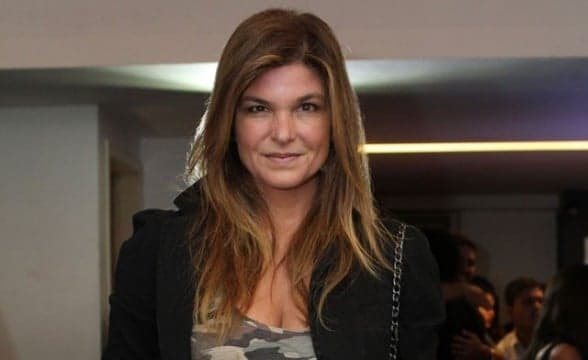 Cristiana Oliveira surpreende com boa forma aos 53 anos