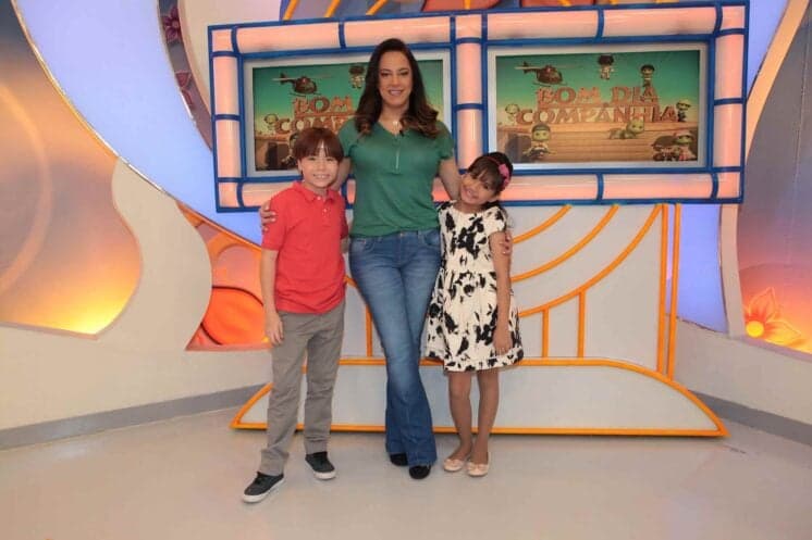 SBT decide tirar programa infantil, junto com apresentadores, do ar