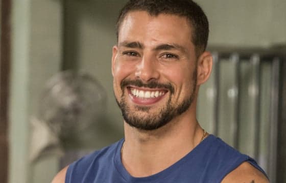 Cauã Reymond salva criança de afogamento em praia do Rio de Janeiro