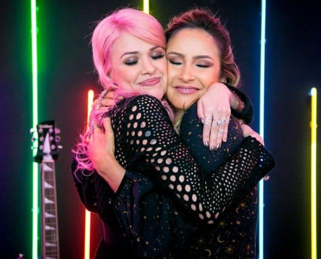 Após 'The Voice', Nikki lança clipe e fala sobre Claudia Leitte: 'Me acalmava'