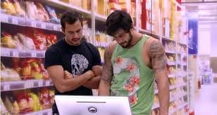"BBB 16": Renan e Matheus compram churrasco e brothers acabam brigando