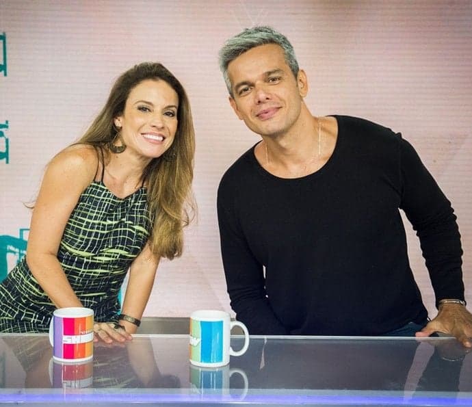 "Por mim, entrava com peruca igual ao cabelo da Monica Iozzi", diz nova apresentadora do 'Vídeo Show'