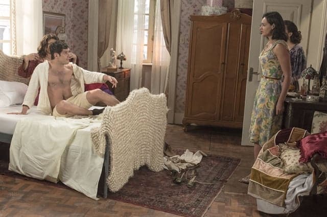"Êta Mundo Bom": Candinho e Filomena caem em armação