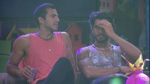 "Fiquei muito decepcionado com você", dispara Renan para Matheus