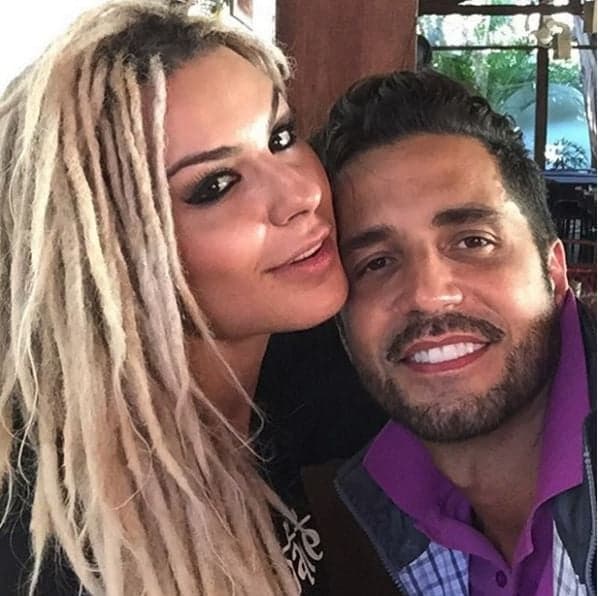 Após fim do casamento com Rayanne Morais, Latino já tem nova namorada famosa; saiba quem é!