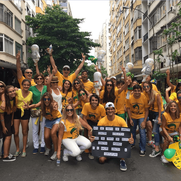 Protestos dividem elenco global