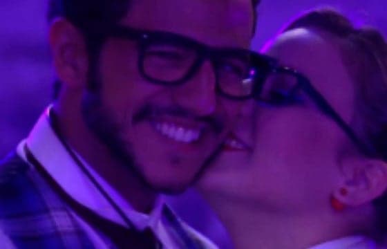 Ex-BBB Matheus se declara para Cacau e internautas detonam: "Interesseiro"