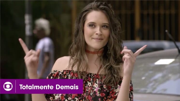 "Totalmente Demais": Cassandra fica milionária e tenta comprar revista