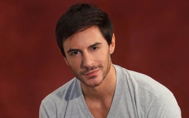Ricardo Tozzi integra elenco de próxima novela das 21h