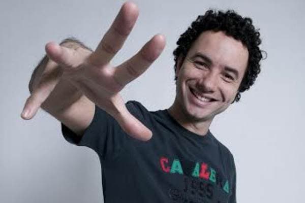 Após assinar com a Globo, Marco Luque entra para o elenco do "Vai Que Cola" no Multishow