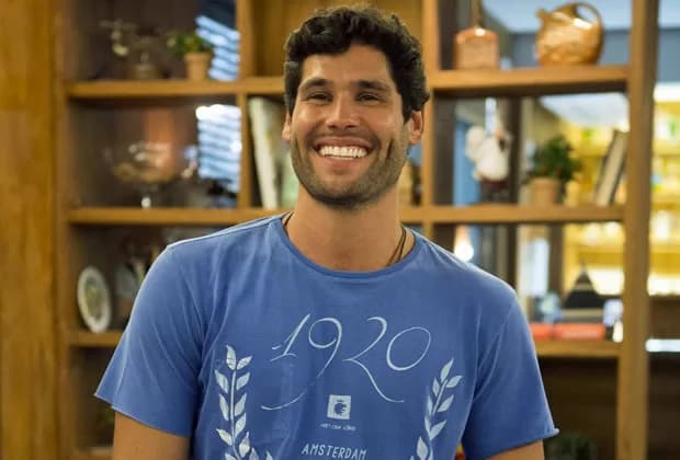 Dudu Azevedo não assinou contrato longo com a Record