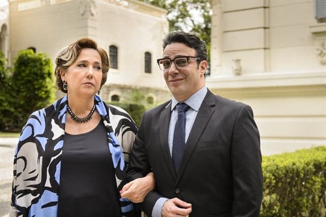 http://tvfoco.uai.com.br/wp-content/uploads/2015/05/Daniela-Mercury.jpg http://tvfoco.uai.com.br/wp-content/uploads/2015/05/Daniela-Mercury.jpg