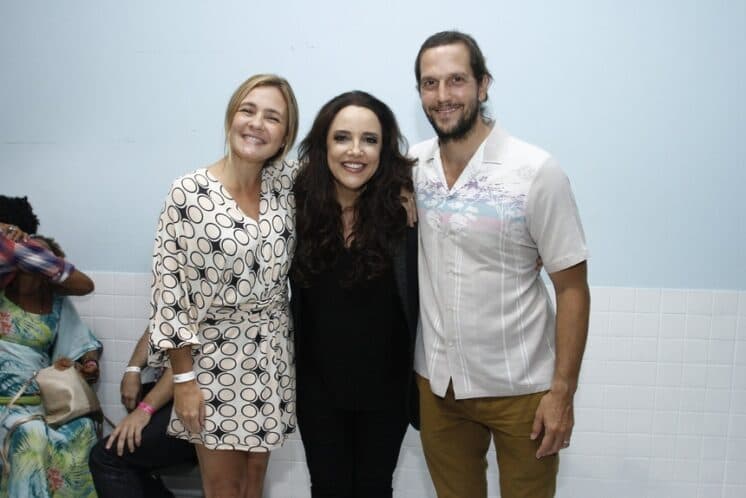 Adriana Esteves e Vladimir Britcha ficam com fama de antipáticos em show no RJ; entenda