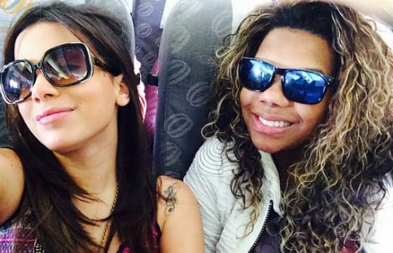 Ludmilla é excluida da festa de Anitta e cantoras reforçam boatos de rivalidade