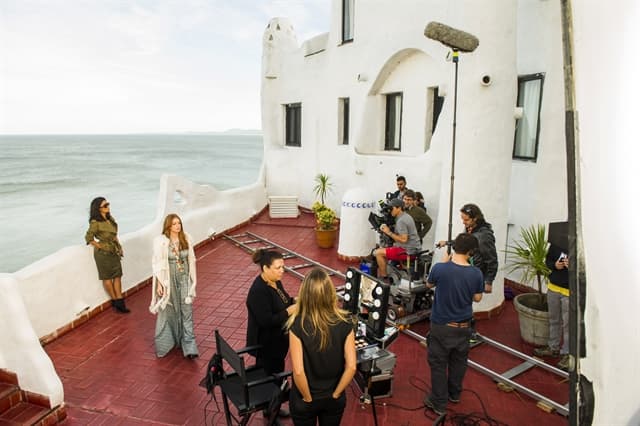 http://tvfoco.uai.com.br/wp-content/uploads/2015/05/Daniela-Mercury.jpg