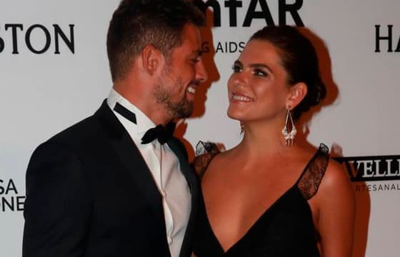 Grazi Massafera troca telefone com ex de Marquezine e se apresenta à nova namorada de Cauã