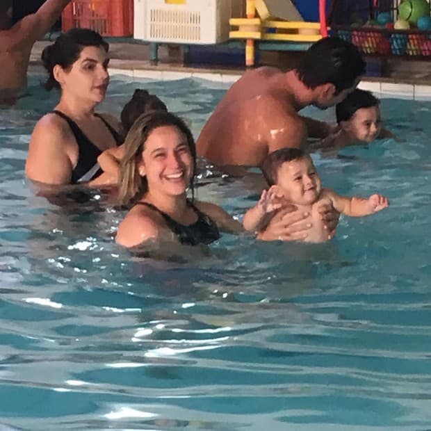 Ex-marido publica foto de Fernanda Gentil com filho e fãs do casal suspeitam de reconciliação