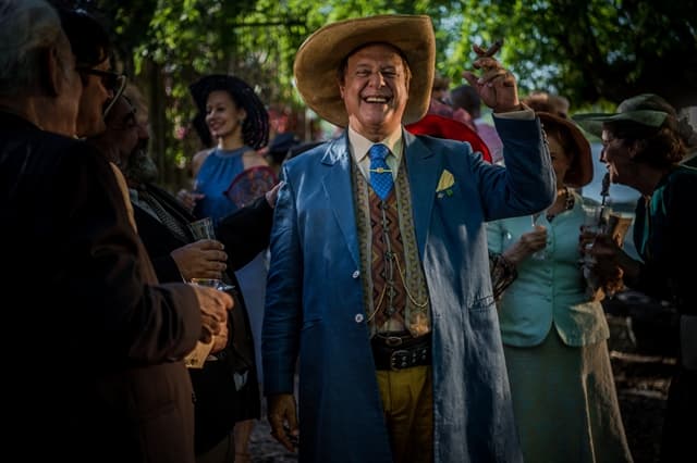 Globo anuncia "Velho Chico" no meio do futebol