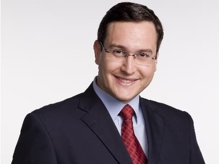 RedeTV! procura apresentador para jornal; Eduardo Ribeiro e Boechat são sondados