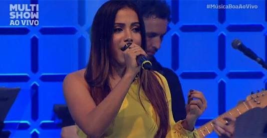 No lugar de Thiaguinho, Anitta estreia como apresentadora do "Música Boa Ao Vivo"
