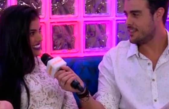 Bafão! Munik leva cantada de Joaquim Lopes e fãs torcem por novo casal