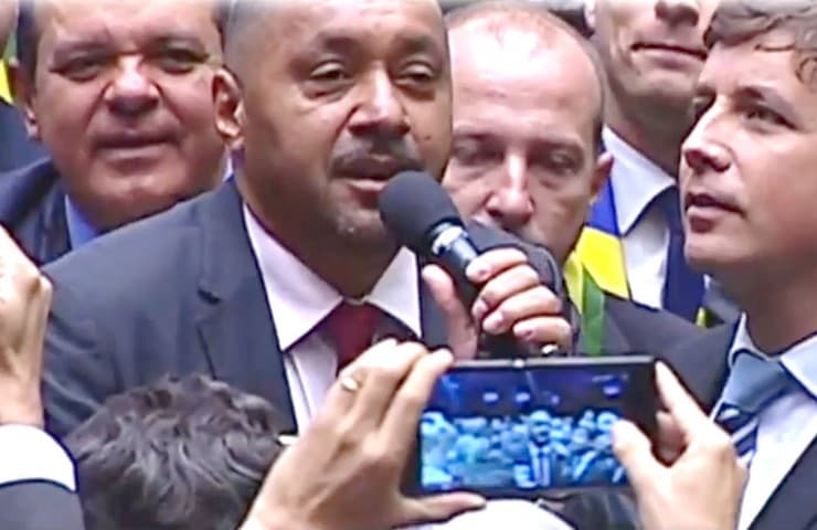Palhaços mandam carta de repúdio a Tiririca