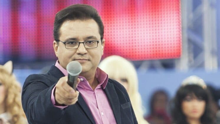 Colegas de emissora de Geraldo Luís ironizam sua saída da Record