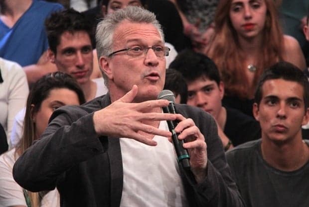 Bial diz que tenta fazer humor no "BBB", mas público não ri