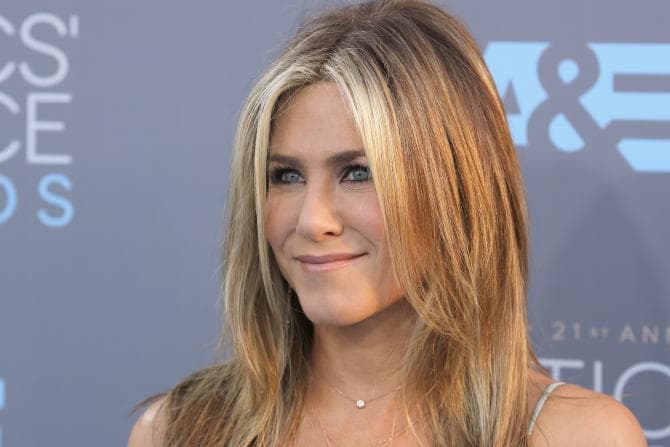 Aos 47 anos, Jennifer Aniston é eleita a mulher mais bonita do mundo pela revista "People"