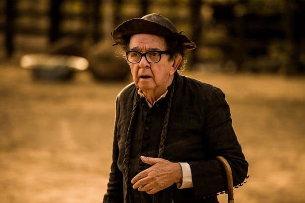 Equipe de "Velho Chico" se emociona em gravações após a morte de Umberto Magnani