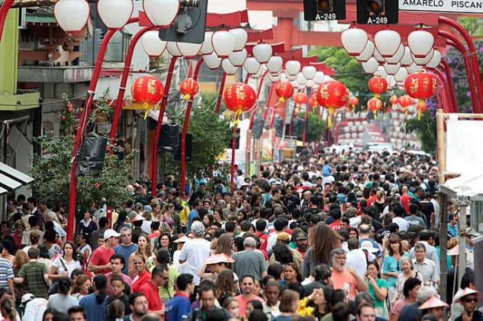 Depois de praias, diretor de "Sol Nascente" busca locações no centro de São Paulo