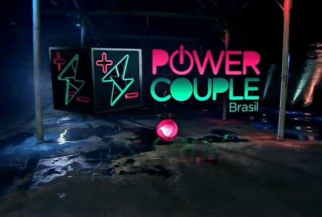 Novo reality da Record, "Power Couple" estreia com prova em curral e quiz sobre relacionamento
