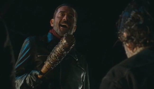 Após críticas, ator defende final da sexta temporada de "The Walking Dead"