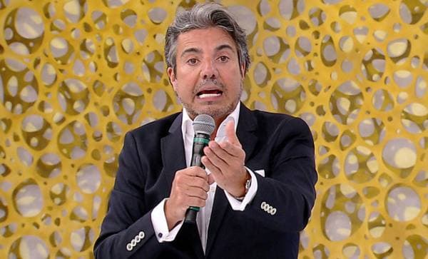RedeTV! volta a planejar novo programa de João Kleber