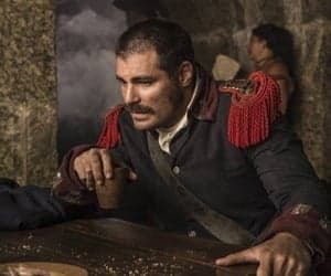 Thiago Lacerda e sua esposa participam da novela "Haja Coração"