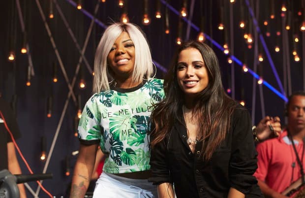 Para provar amizade, Anitta recebe Ludmilla em seu programa