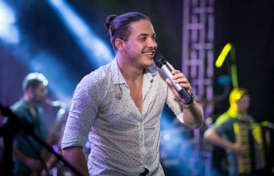 Wesley Safadão fica irritado por ex-mulher aproximar filho do padrasto